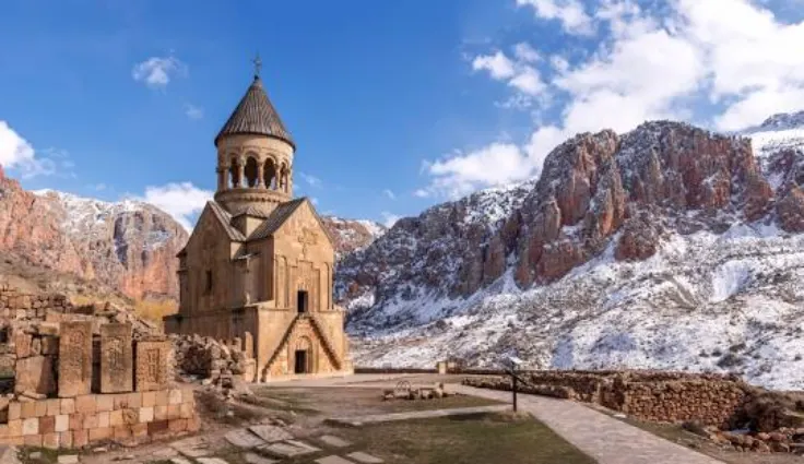 شرایط ویزا برای سفر به ارمنستان در پاییز و مدارک لازم